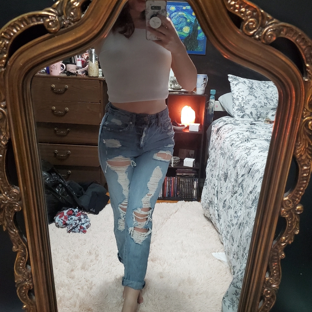 Ripped Mom Jeans